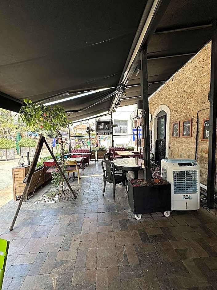 Lords Hostel & Pub – Antalya, NJ