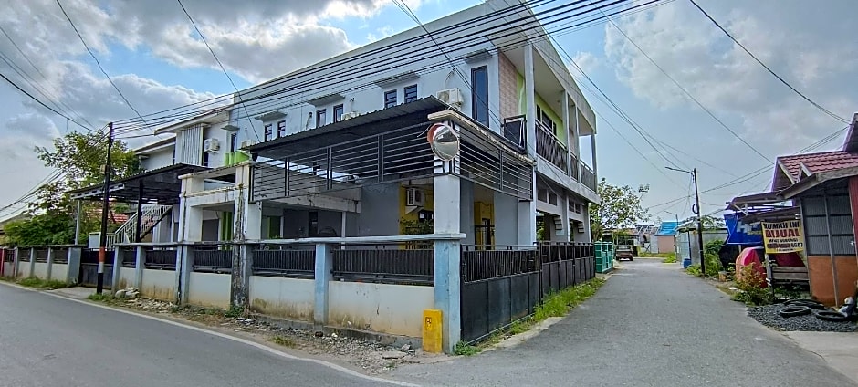 Hotel O Losmen Arkansas Syariah