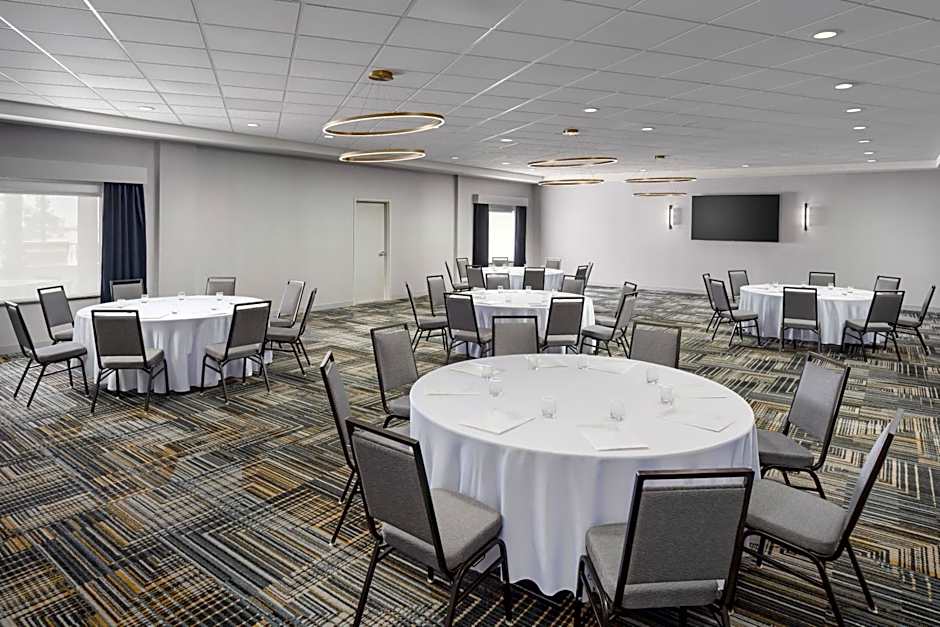 Homewood Suites By Hilton Midland