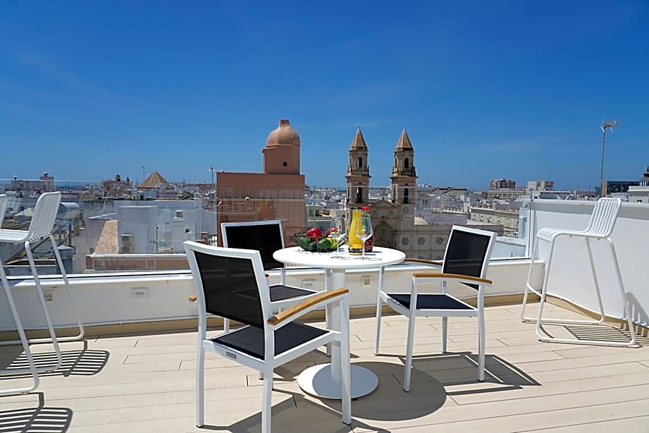 Plaza Mina Suites - Adults Recommended by Luxury Suites Cadiz