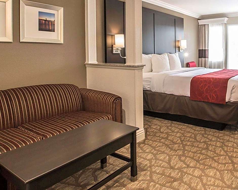 Comfort Suites San Clemente Beach