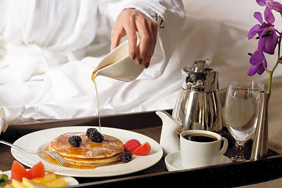 Fifteen Beacon Hotel