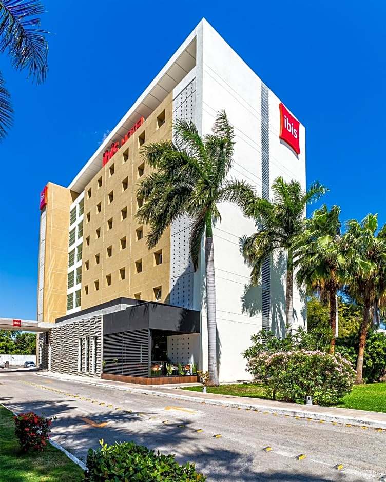 Ibis Merida