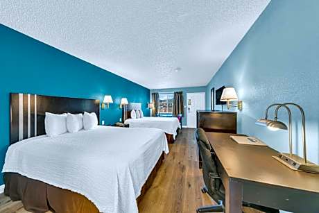 2 Queen Beds Non-Smoking