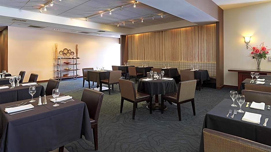 Ontario Airport Hotel & Conference Center