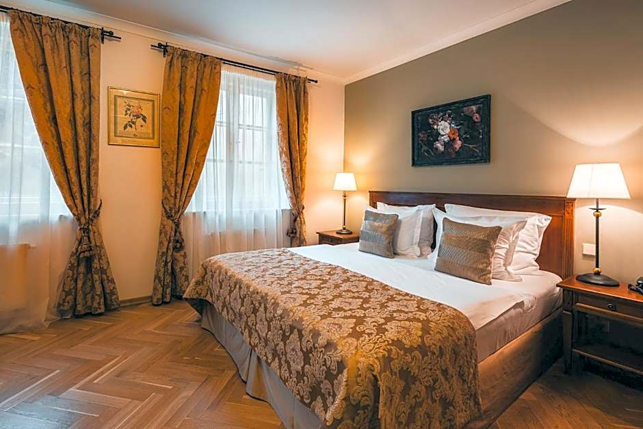 Appia Hotel Residences