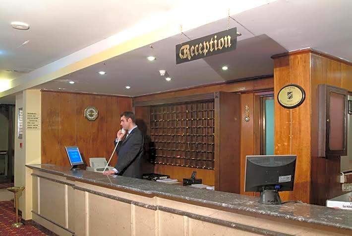Genç Yazıcı Hotel Uludağ