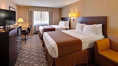 2 QUEEN BEDS,NSMK,KITCHNETT,MICRFG,32IN LCD TV,HI SPD,FULL BREAKFAST