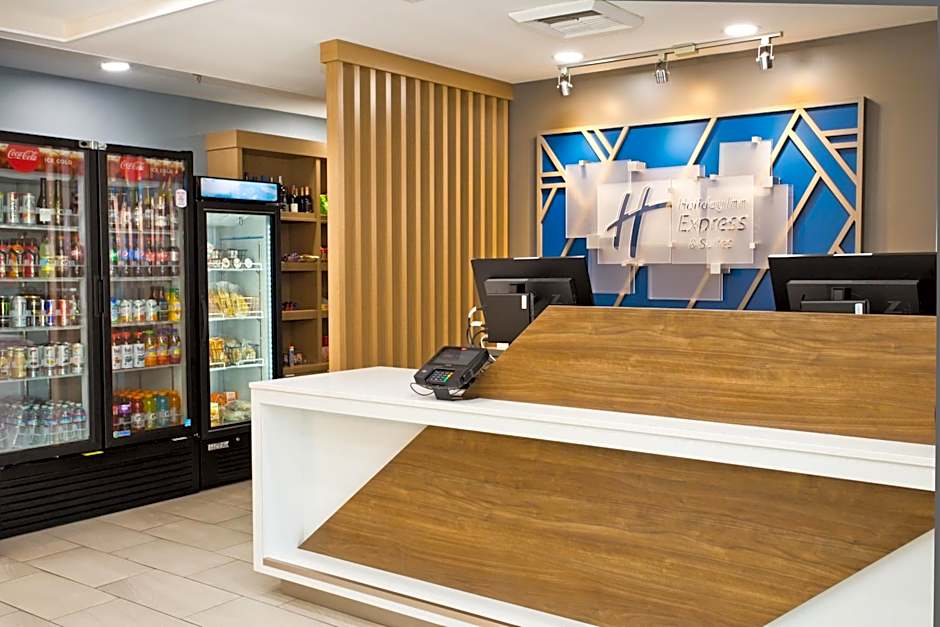 Holiday Inn Express & Suites Sacramento NE Cal Expo By IHG