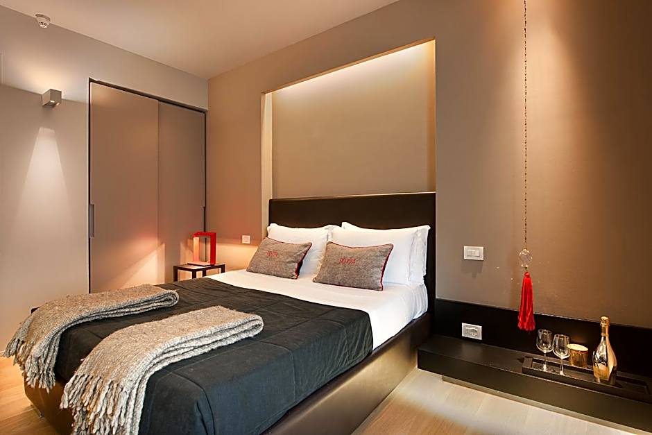 Charming House DD724