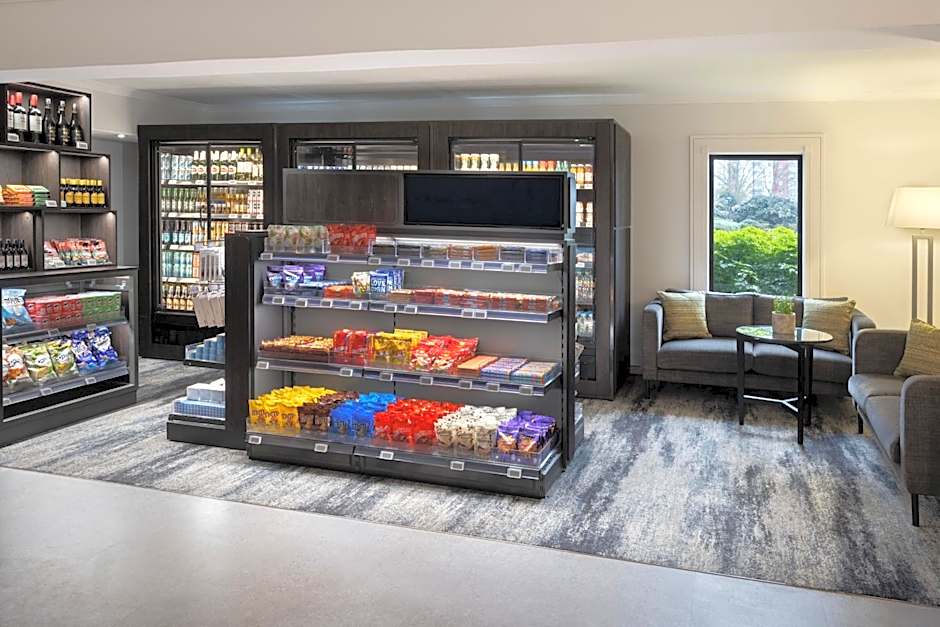 Delta Hotels by Marriott Heathrow Windsor