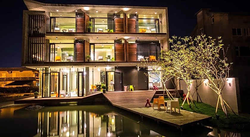 God Island Bed and Breakfast