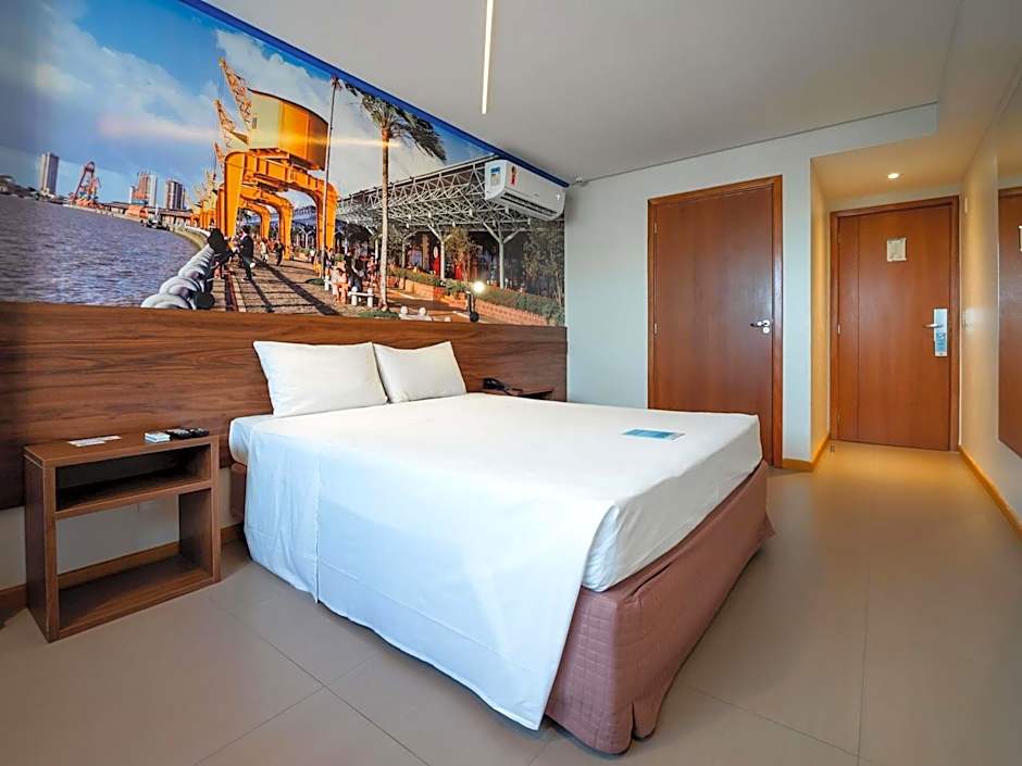 Ibis Styles Belém Hangar