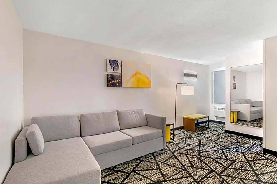 Comfort Inn Kansas City Midtown