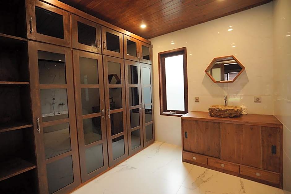 Shankara Munduk Bali