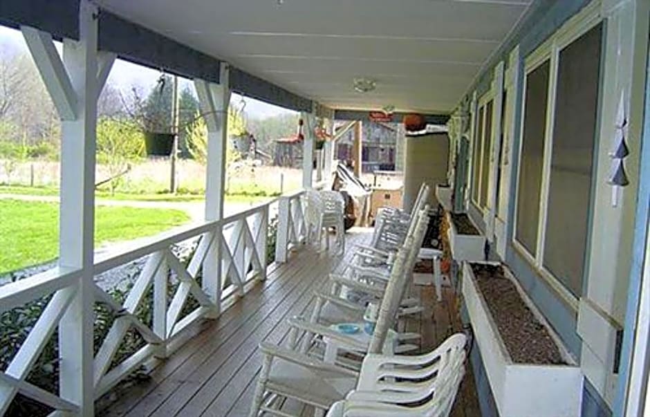 Misty Mountain Ranch B&B