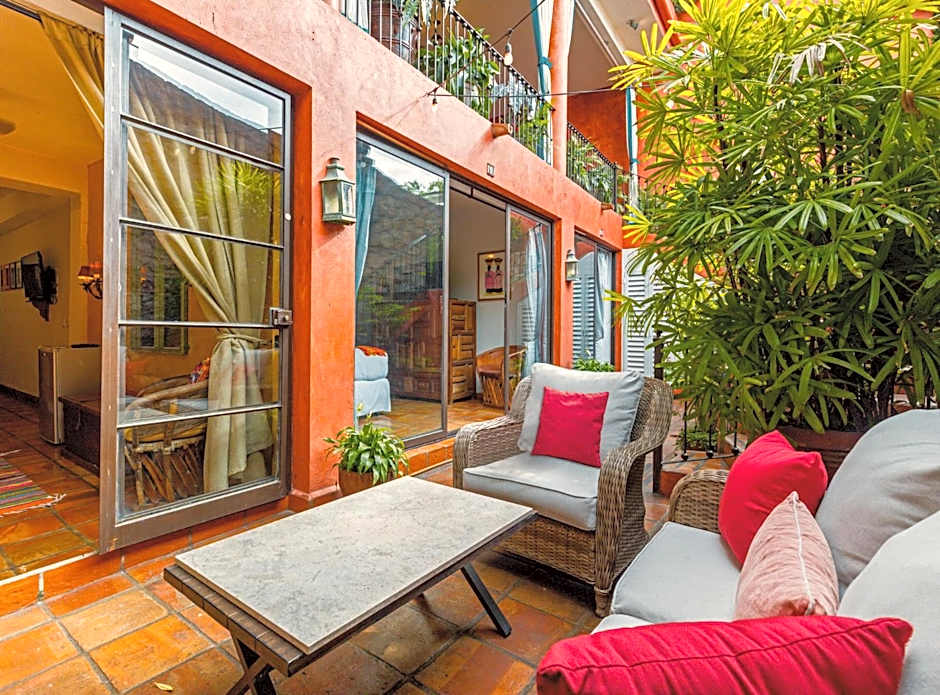 Villa Lola - Adults Only