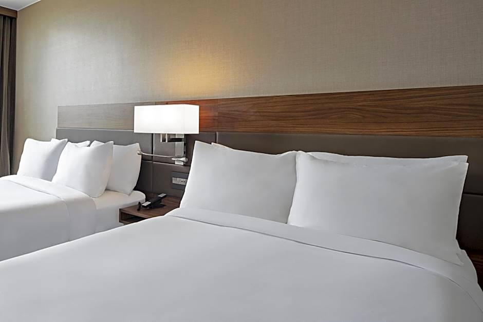 AC Hotel by Marriott St. Louis Clayton