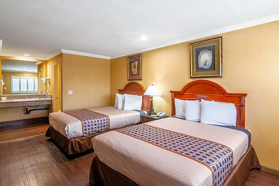 Rodeway Inn Artesia Cerritos