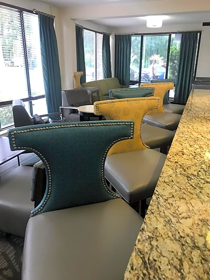 Wingate by Wyndham Charleston Coliseum