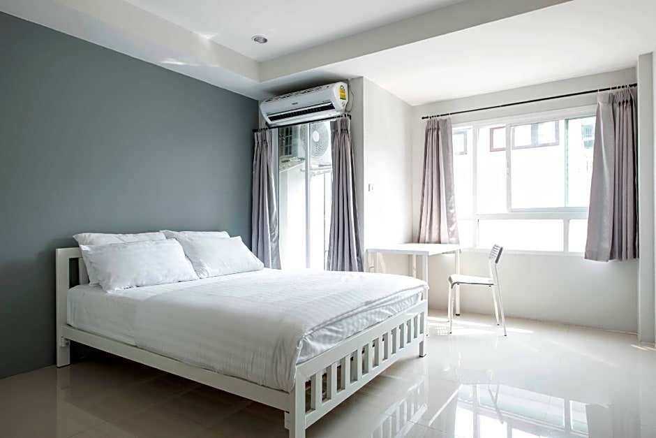 NW Apartment Lasalle 59