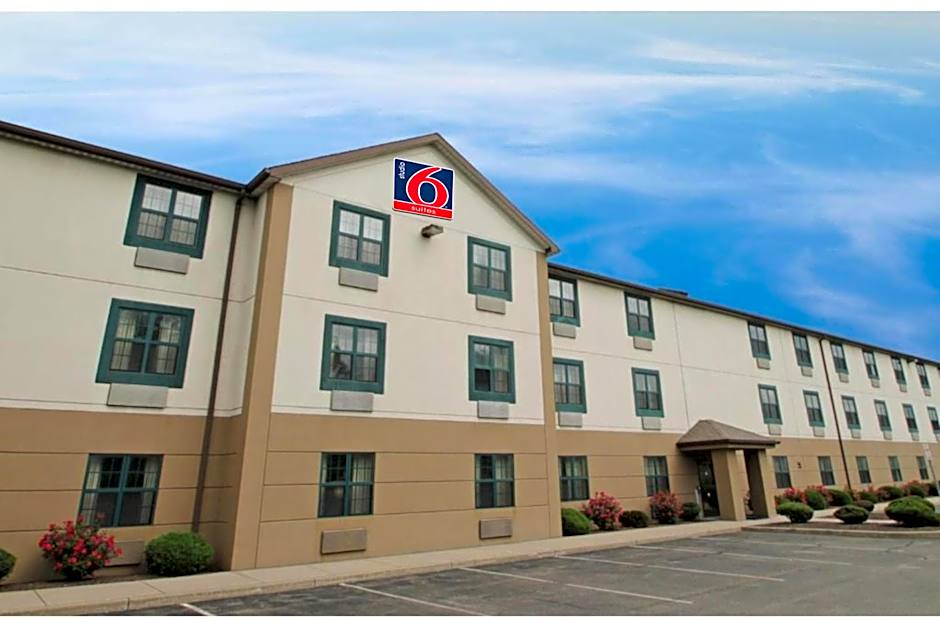 Studio 6 Corporate Extended Stay Buffalo Amherst NY
