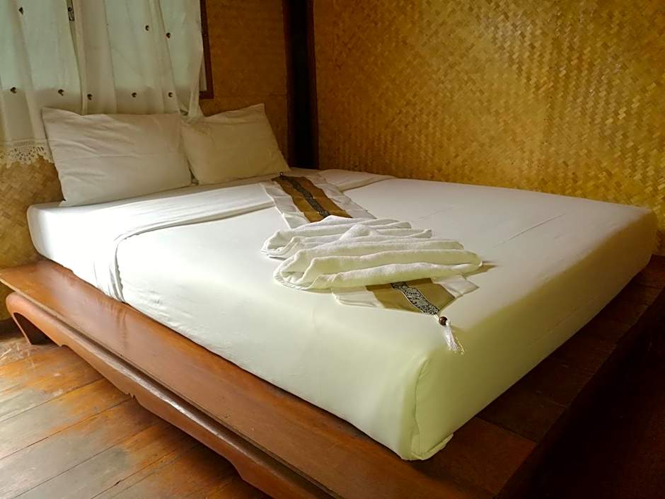 Photo 1 of 5 of Double Room