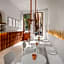 5411 Soho Hotel