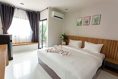 Standard King Room