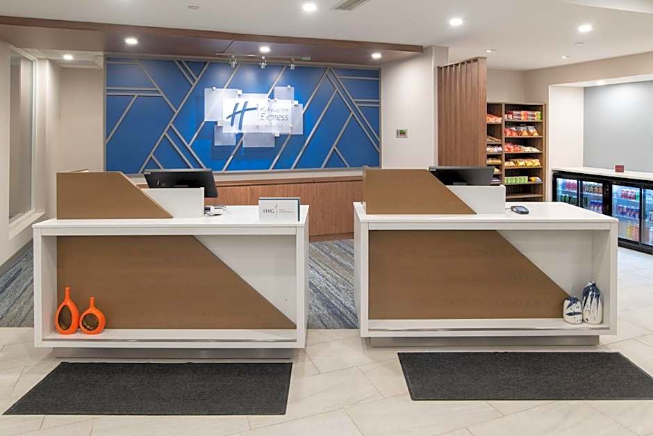 Holiday Inn Express And Suites Moose Jaw By IHG