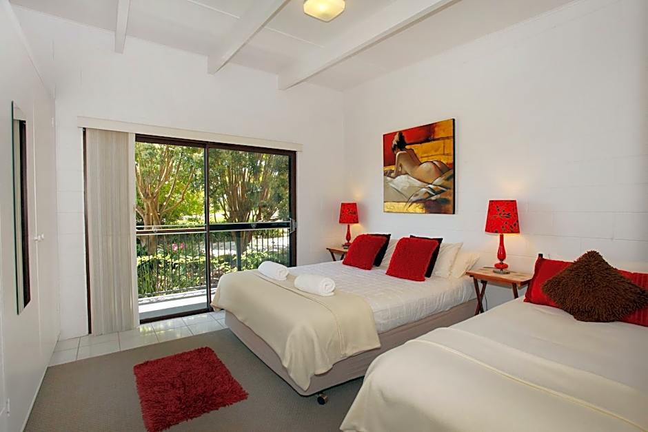 Mapleton Falls Accommodation