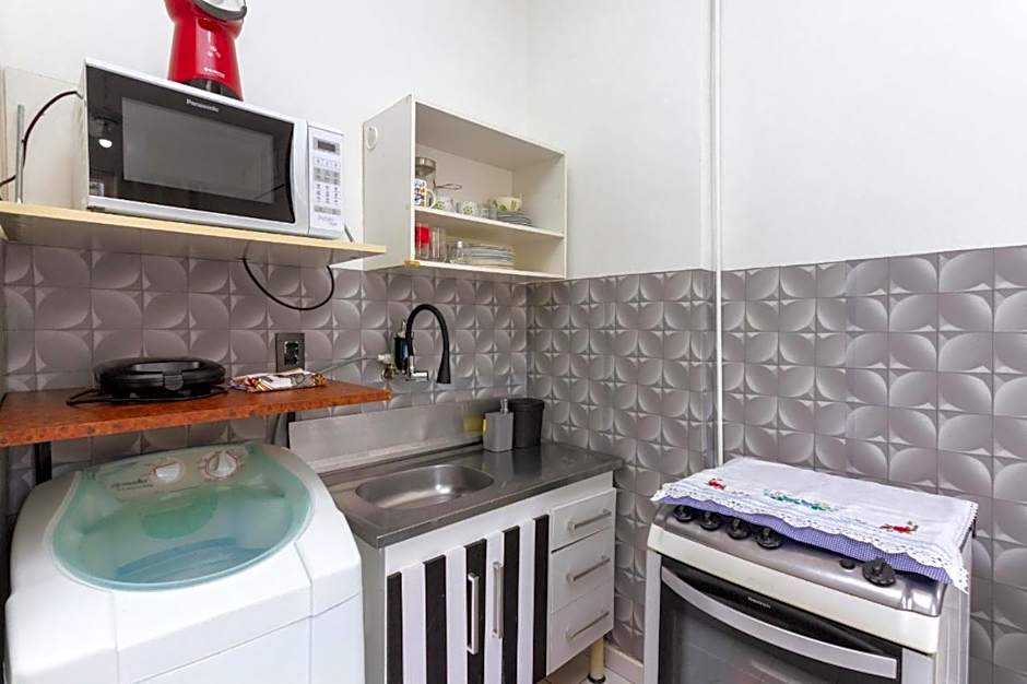 50 METROS DA PRAIA DE COPACABANA