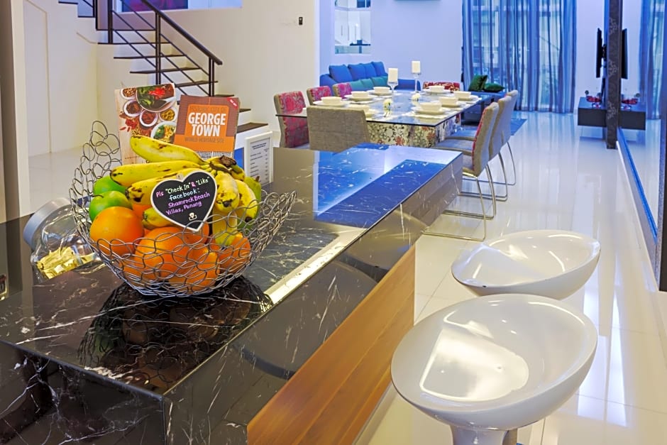 New Luxury Shamrock Beach Villas Seaview