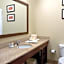 Comfort Inn & Suites Cave City