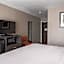 Quality Inn & Suites Fresno Northwest