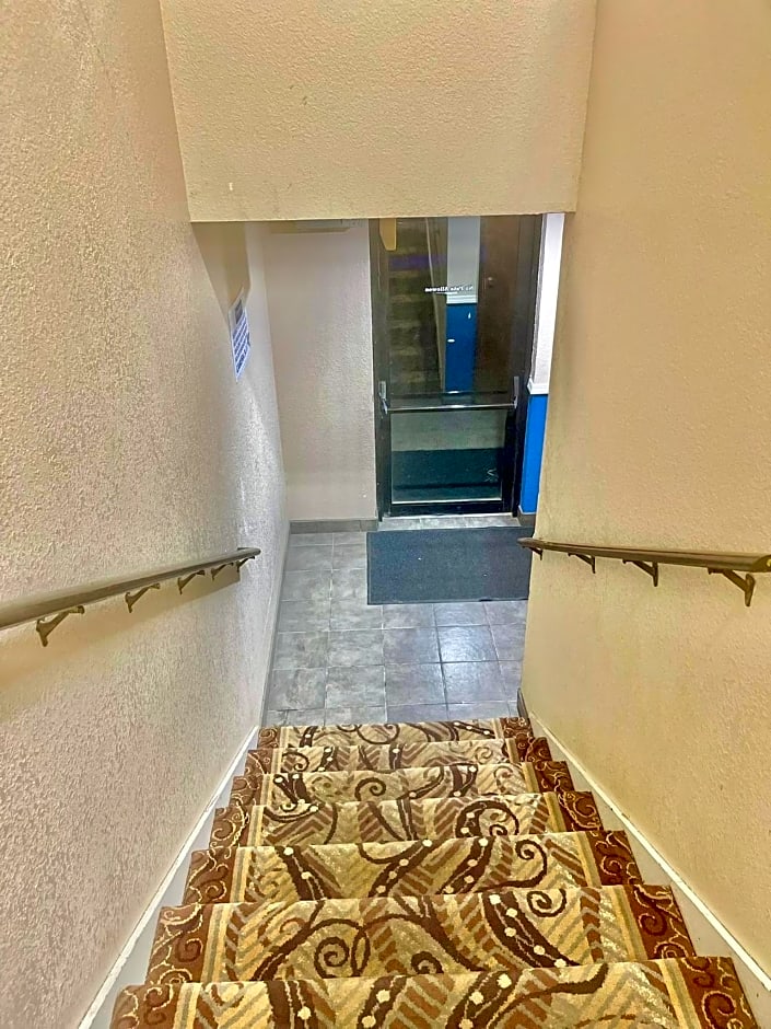 Travelodge by Wyndham Junction City
