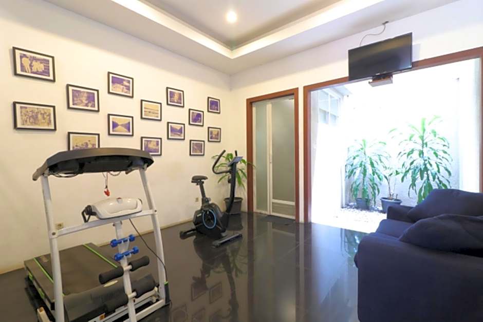 Pejaten Valley Residence