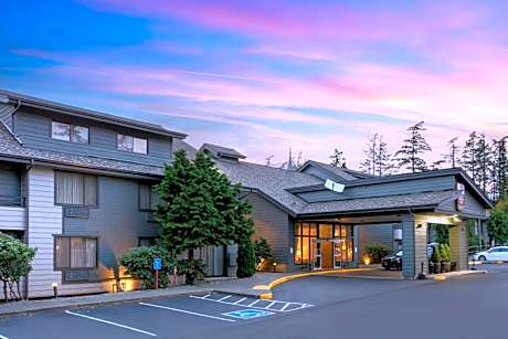 Best Western Plus Harbor Plaza And Conference Center