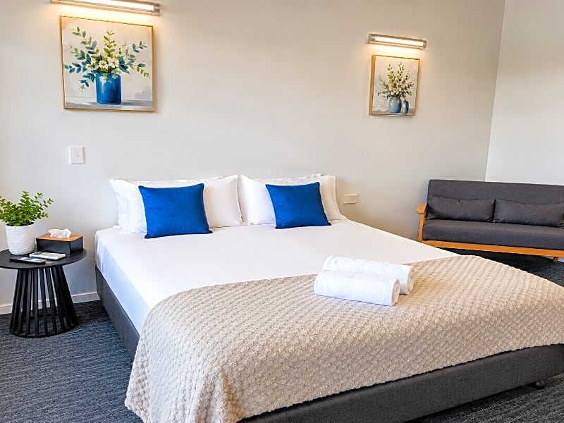 Camelot Motel