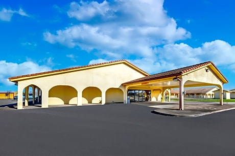 Americas Best Value Inn Bonham