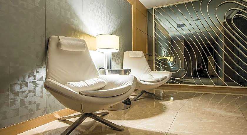 New California Hotel