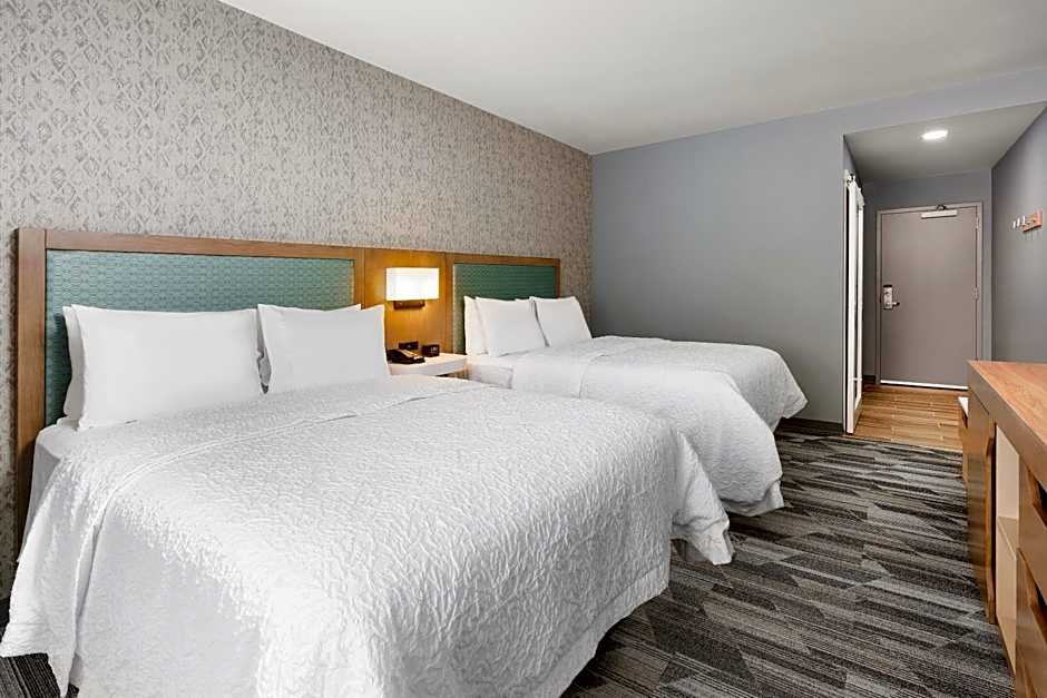 Hampton Inn By Hilton & Suites Bellingham Airport, WA