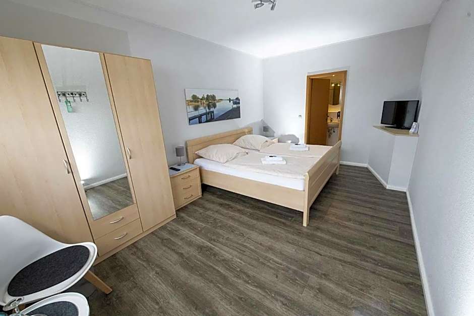 Zum Alten Fährhaus - Bed & Breakfast