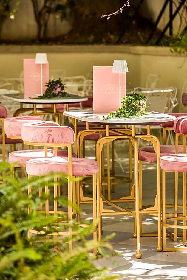 Alley Boutique Hotel and Spa