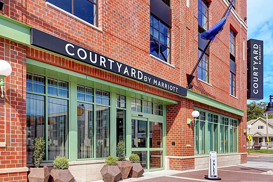 Courtyard by Marriott® Manhattan Aggieville