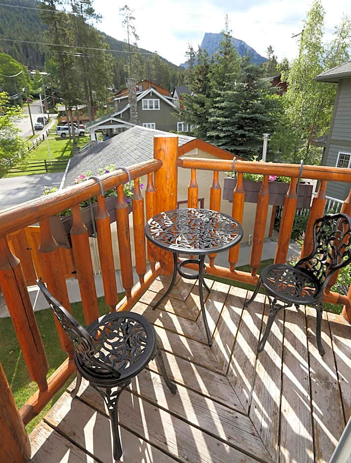 Beaujolais Boutique B&B at Thea's House- Adults Only