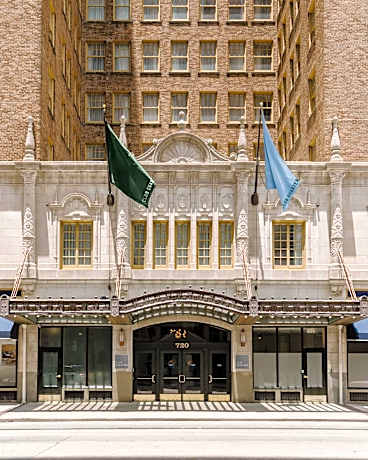 Club Quarters Hotel in Houston