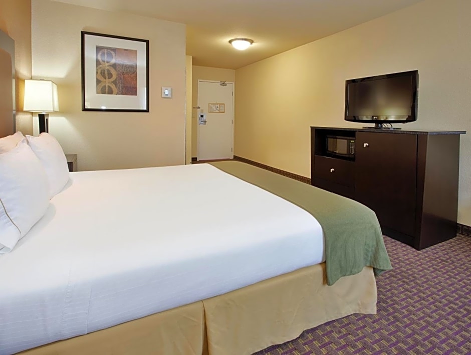 Holiday Inn Express Hotel Union City