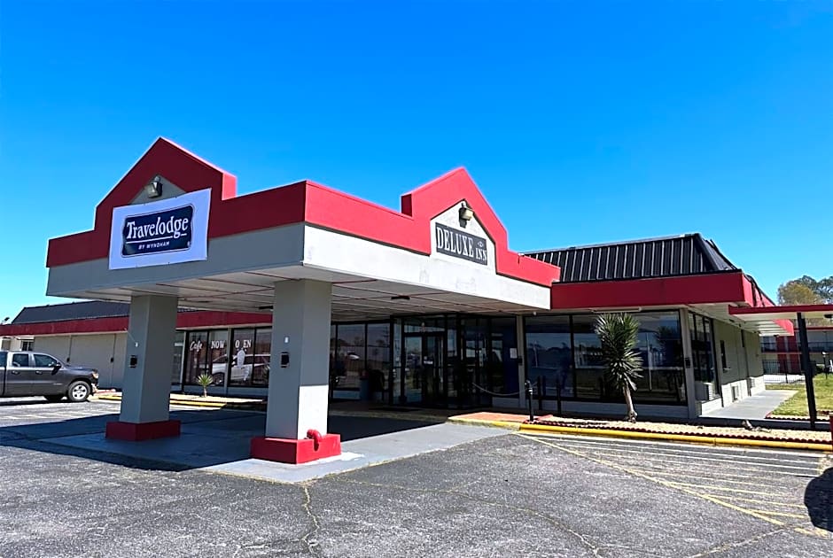 Travelodge by Wyndham Lumberton