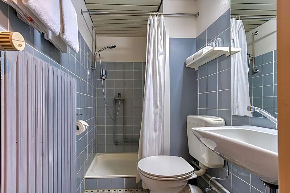 FF&E Hotel Dania